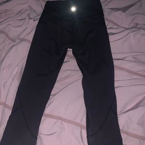 Black lululemon leggings!! Capri style